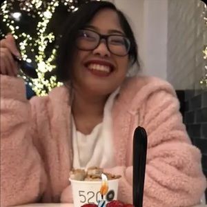Meet your Posher, Anika